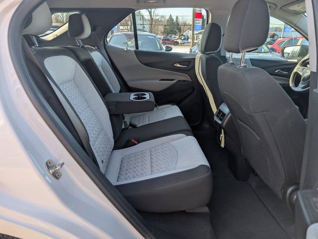 Used 2024 Chevrolet Equinox LS image 17