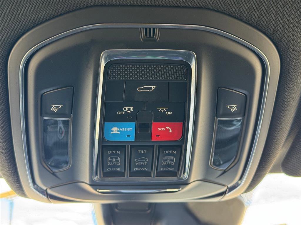 Used 2025 Jeep Grand Cherokee Limited 4xe AWD/4WD image 20