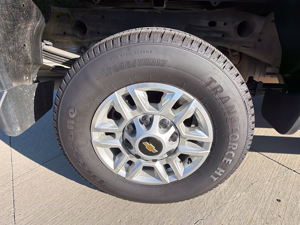 Used 2026 Chevrolet Silverado 2500 Custom w/ Custom Convenience Package AWD/4WD image 14