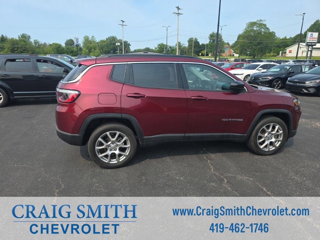 Used 2022 Jeep Compass Latitude AWD/4WD image 6