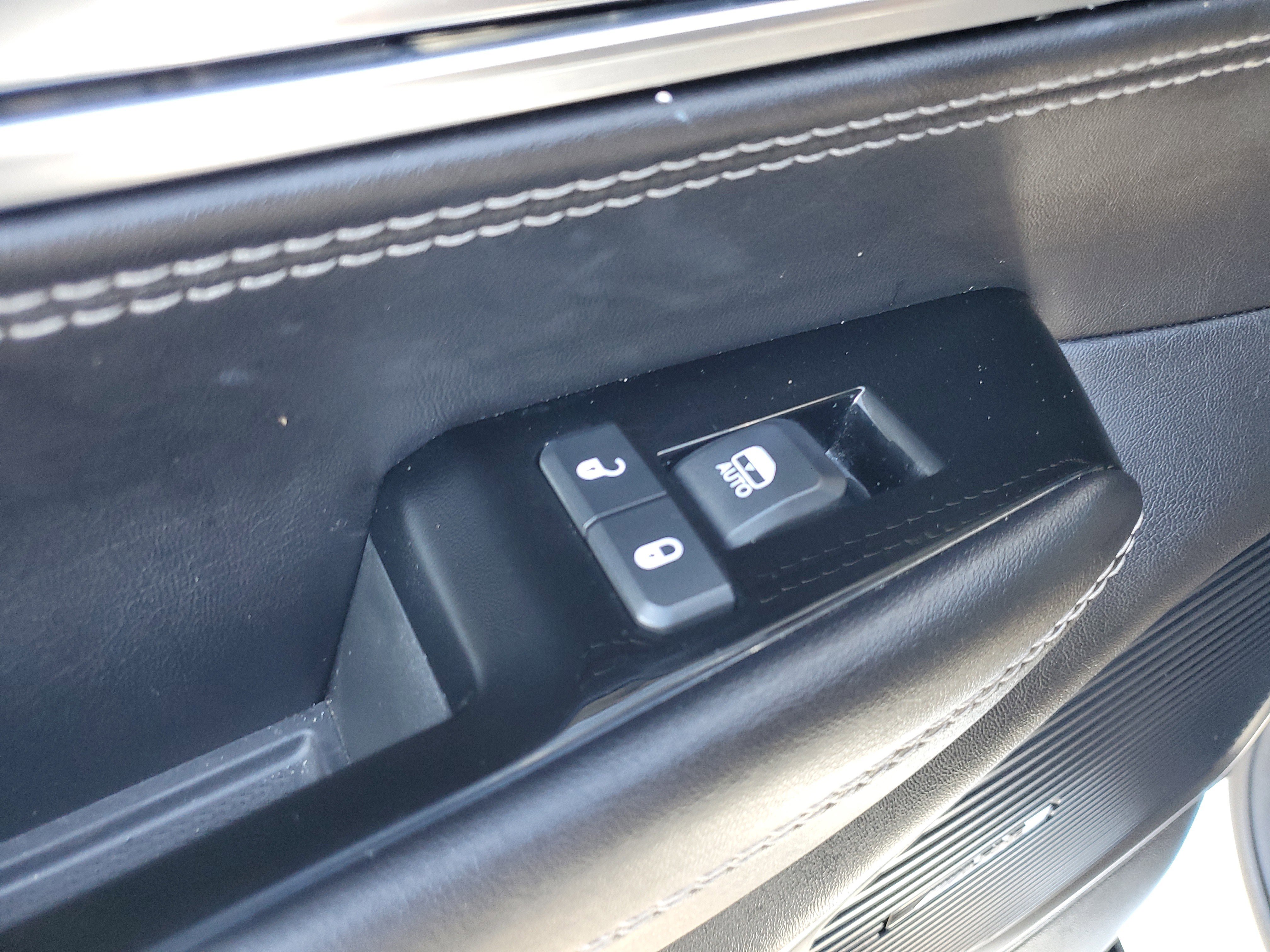 Used 2023 Jeep Wagoneer Series II image 37