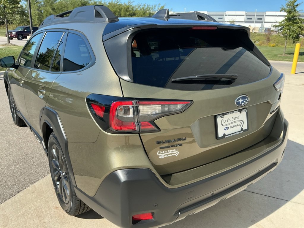 Certified 2024 Subaru Outback Onyx Edition AWD/4WD image 10
