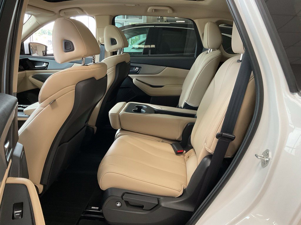Certified 2026 Acura MDX SH-AWD image 25