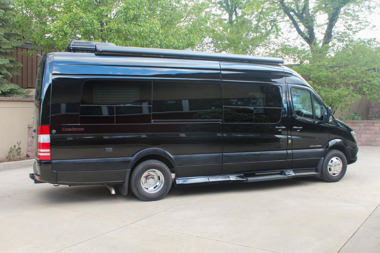 Used 2017 Mercedes-Benz Sprinter 3500 image 5