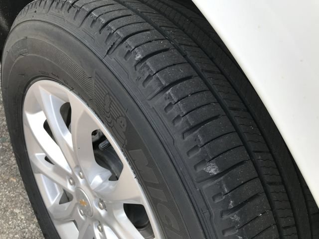 Used 2020 Chevrolet Equinox LT w/ Driver Convenience Package FWD image 13
