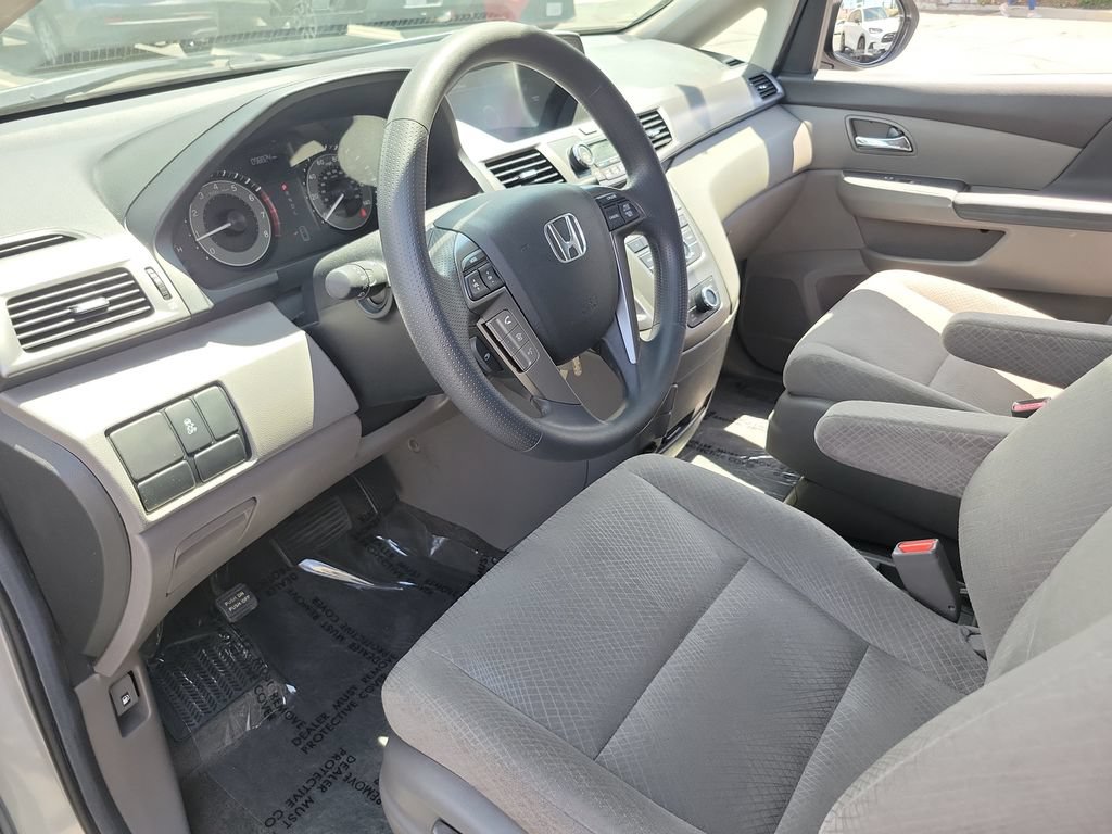 Used 2014 Honda Odyssey LX image 19