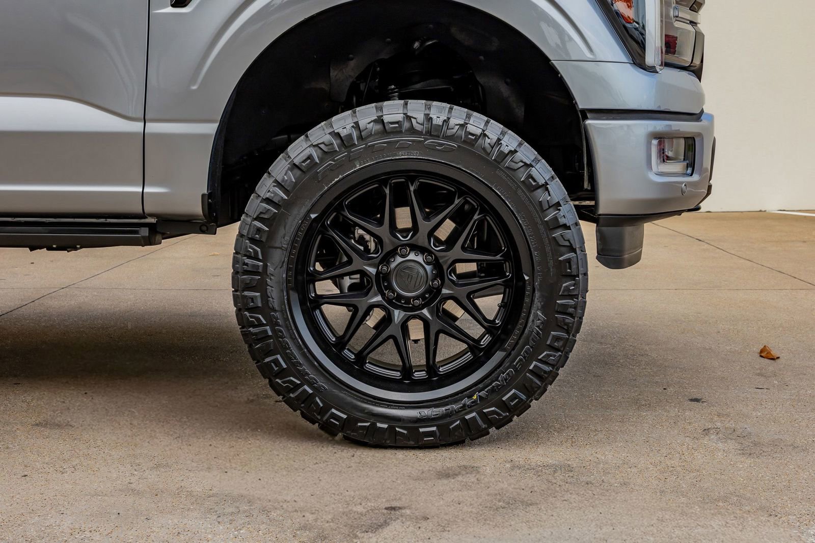 Used 2024 Ford F150 Platinum w/ Equipment Group 702A High AWD/4WD image 12