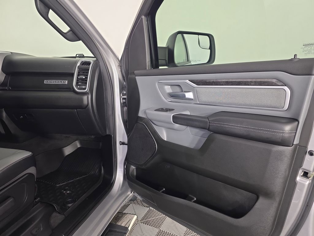 Used 2022 RAM 1500 Big Horn RWD image 32