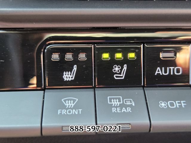Used 2024 Toyota Crown Platinum AWD/4WD image 24