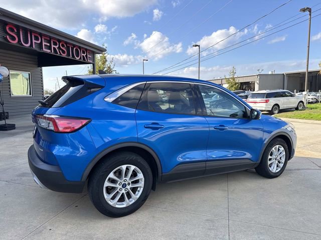 Used 2020 Ford Escape SE image 8