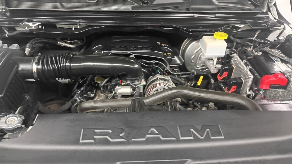 Used 2019 RAM 1500 Laramie image 10