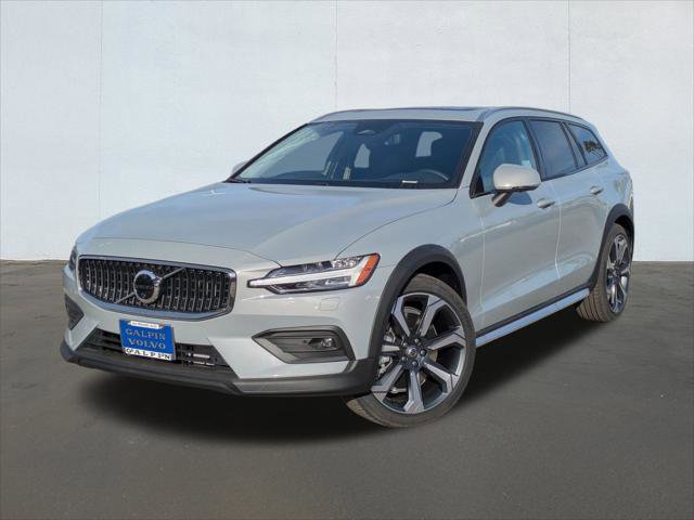 New 2026 Volvo V60 B5 Cross Country Ultra w/ Climate Package