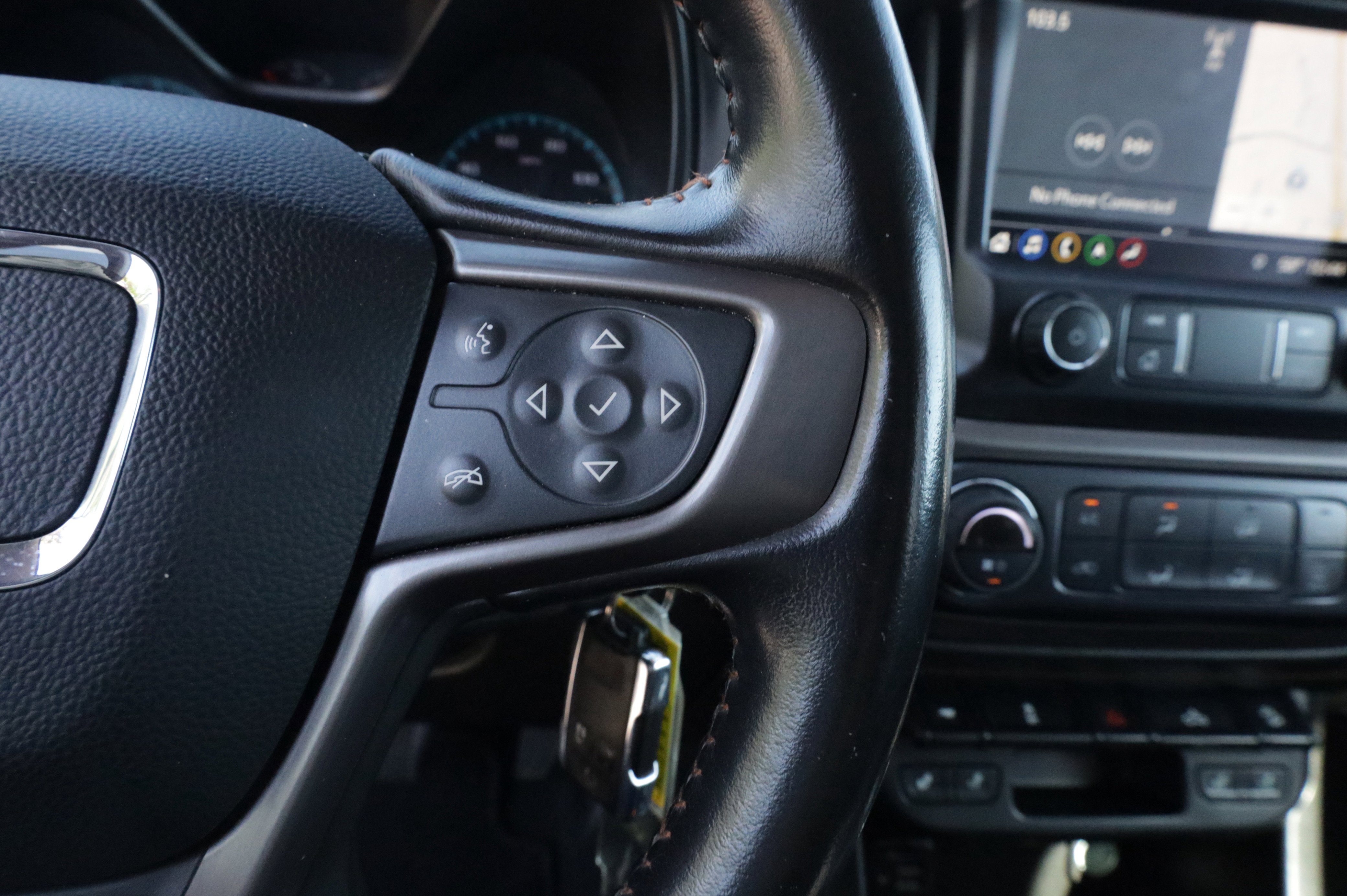 Used 2021 GMC Canyon AT4 w/ Trailering Package image 18