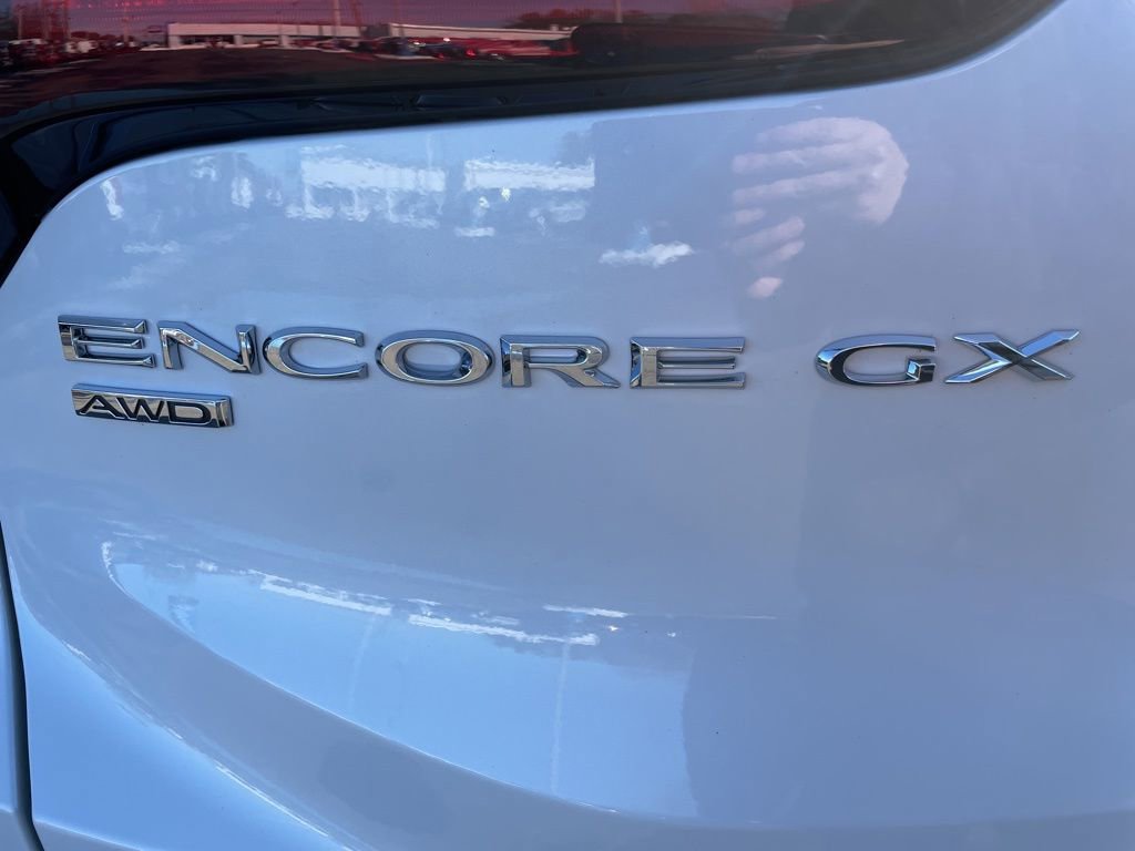 Used 2022 Buick Encore GX Essence w/ Experience Buick Package image 7