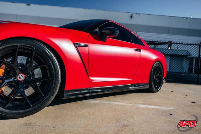 Used 2020 Nissan GT-R Premium w/ Premium Interior Package image 30