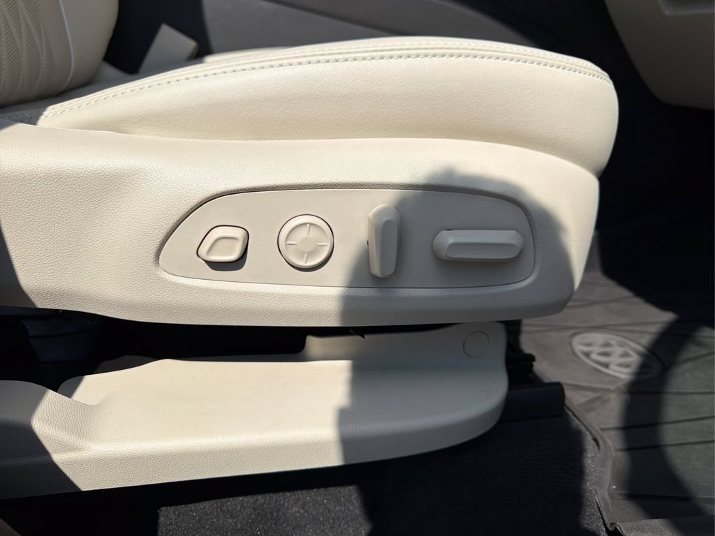 Used 2024 Buick Enclave Avenir w/ Trailering Package, 5000 lbs. AWD/4WD image 35