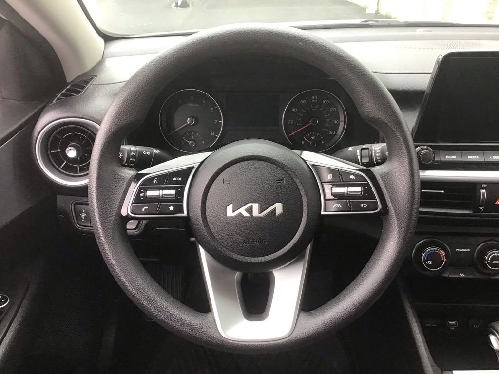 Used 2024 Kia Forte LXS FWD image 18