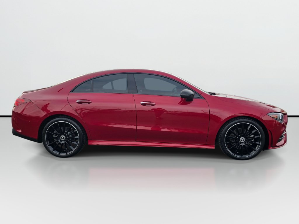 Used 2022 Mercedes-Benz CLA 250 4MATIC image 8