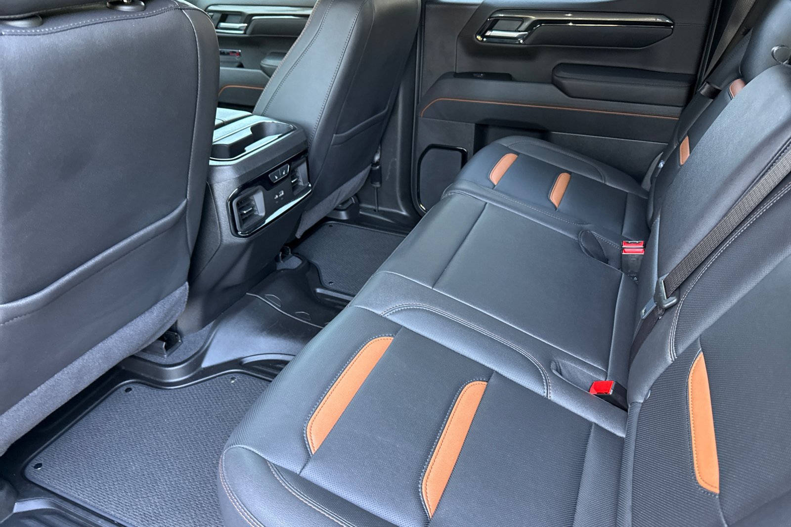 Used 2025 GMC Sierra 1500 AT4 AWD/4WD image 15