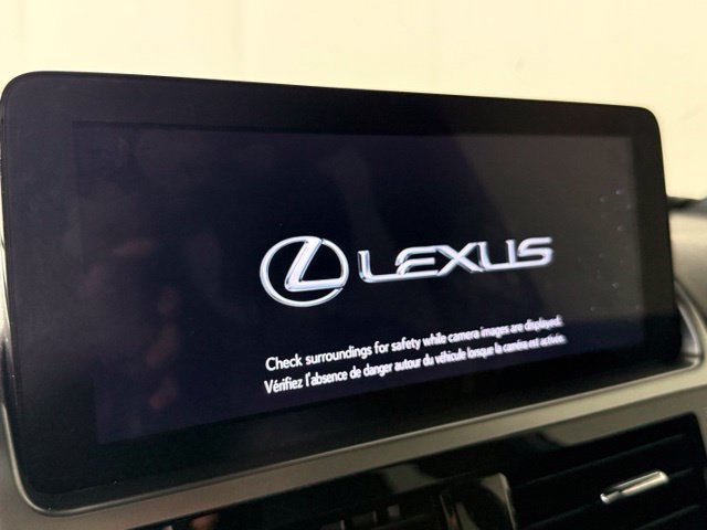 Used 2023 Lexus GX 460 Premium w/ Accessory Package AWD/4WD image 19