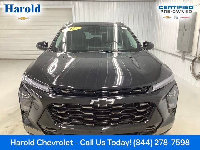 Used 2025 Chevrolet Trax ACTIV image 3
