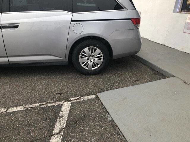 Used 2014 Honda Odyssey LX image 14