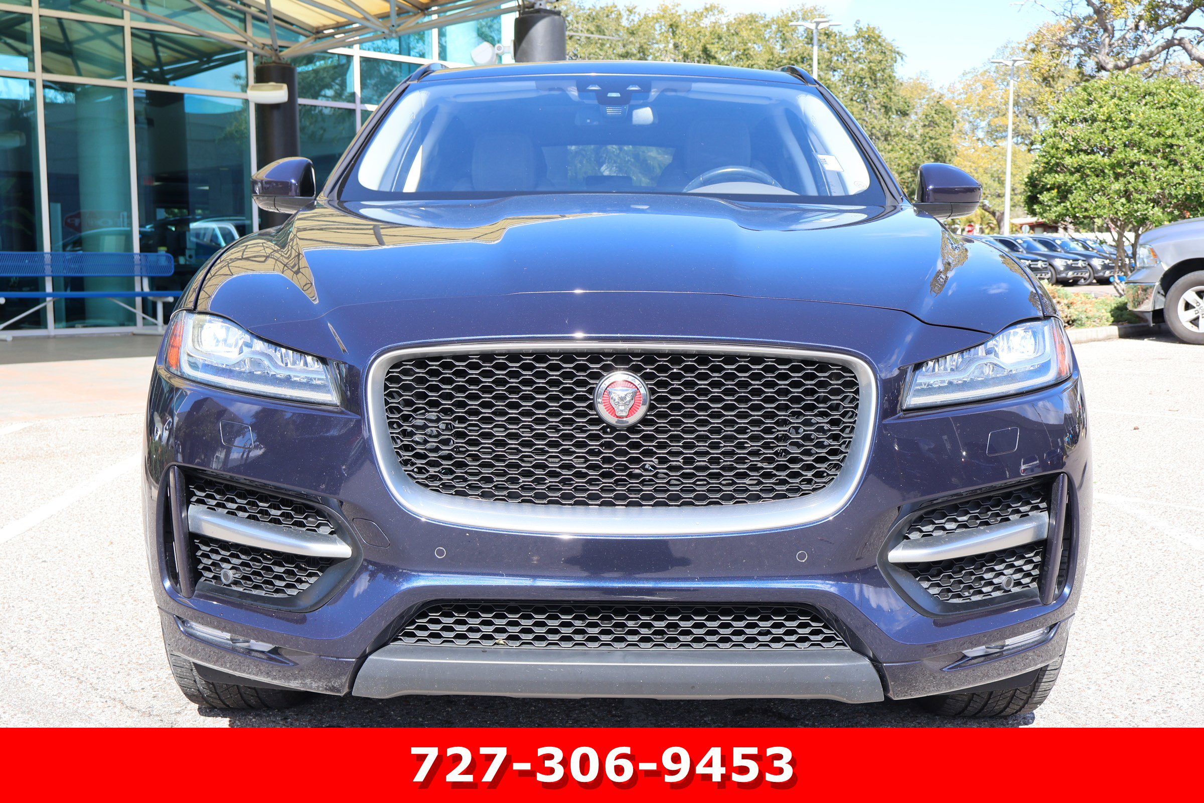 Used 2018 Jaguar F-PACE R-Sport image 12