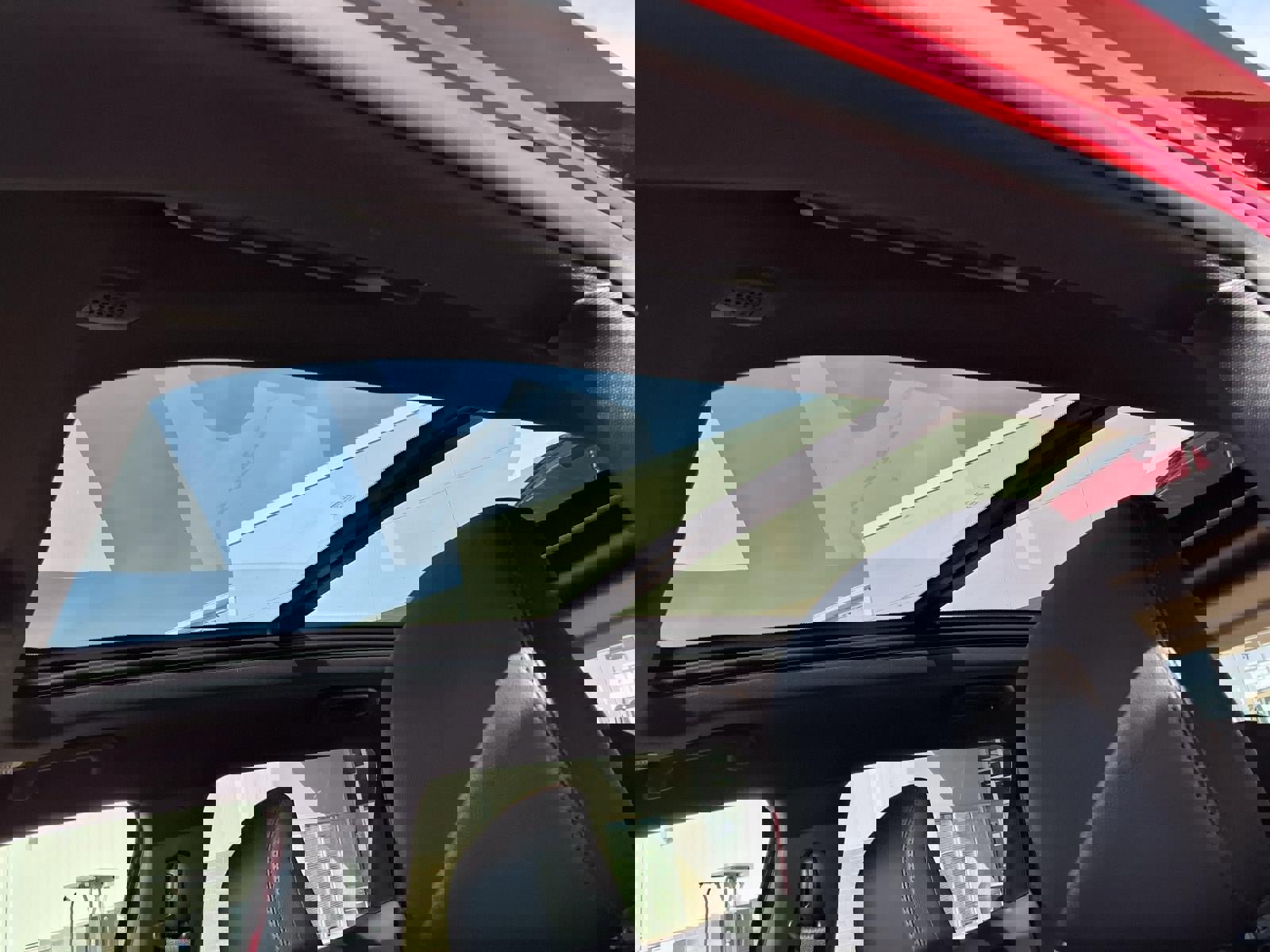 New 2026 Jeep Compass Latitude w/ Sun and Sound Group image 19