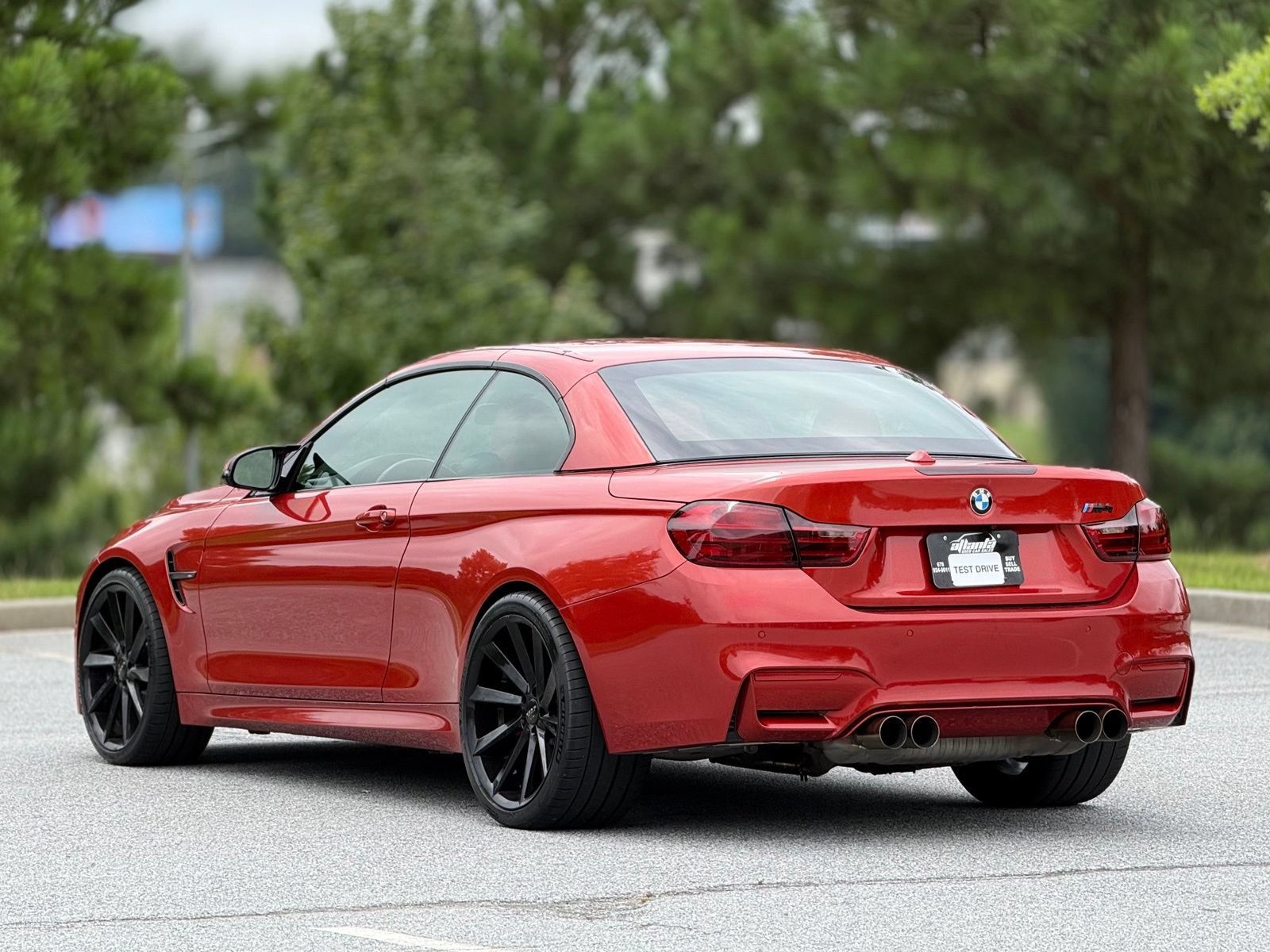 Used 2016 BMW M4 Convertible RWD image 10