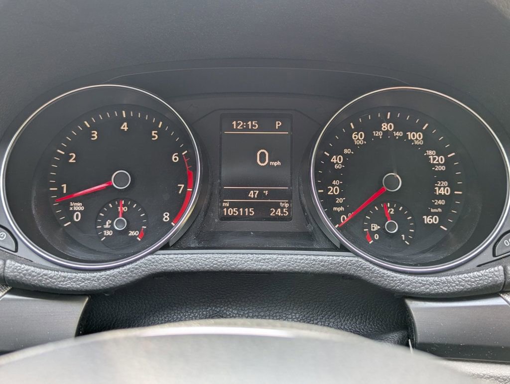 Used 2017 Volkswagen Passat 1.8T R-Line w/ R-Line Lighting Package image 19