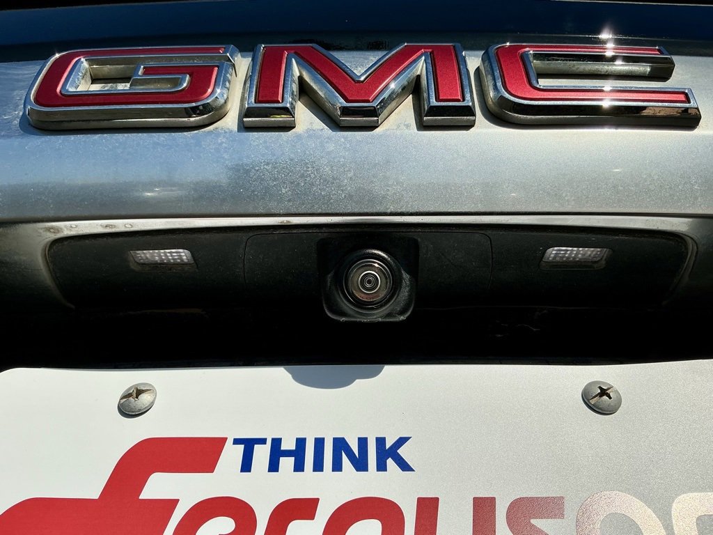 Used 2021 GMC Yukon XL Denali image 15