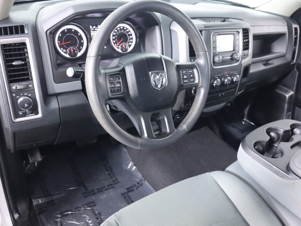 Used 2018 RAM 1500 Express w/ Express Value Package AWD/4WD image 9