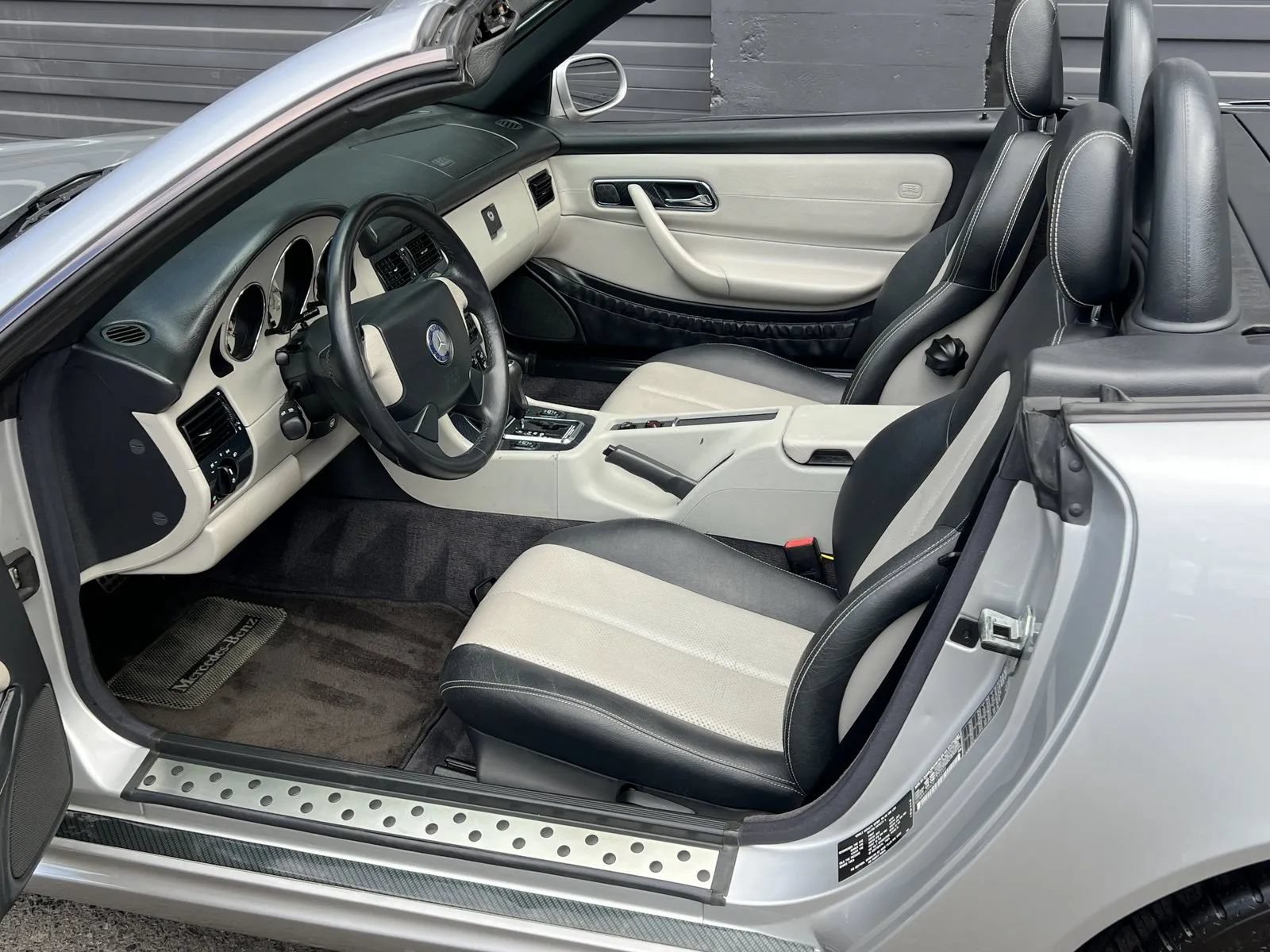 Used 1999 Mercedes-Benz SLK 230 image 13
