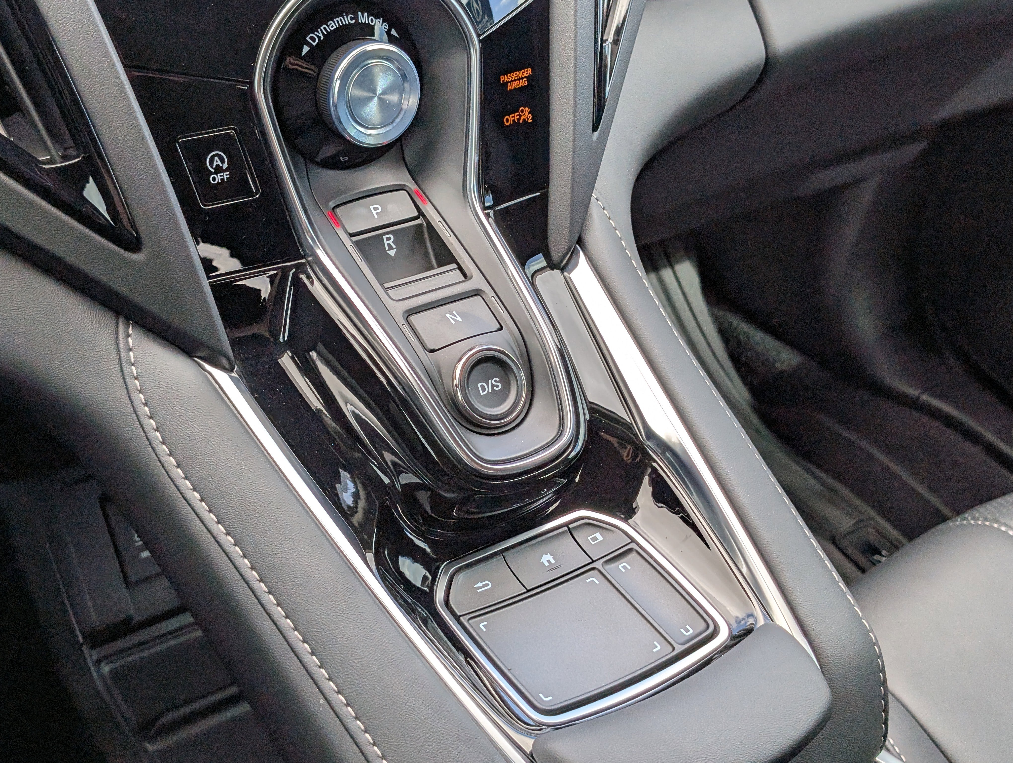 Certified 2025 Acura RDX SH-AWD w/ Technology Package image 21