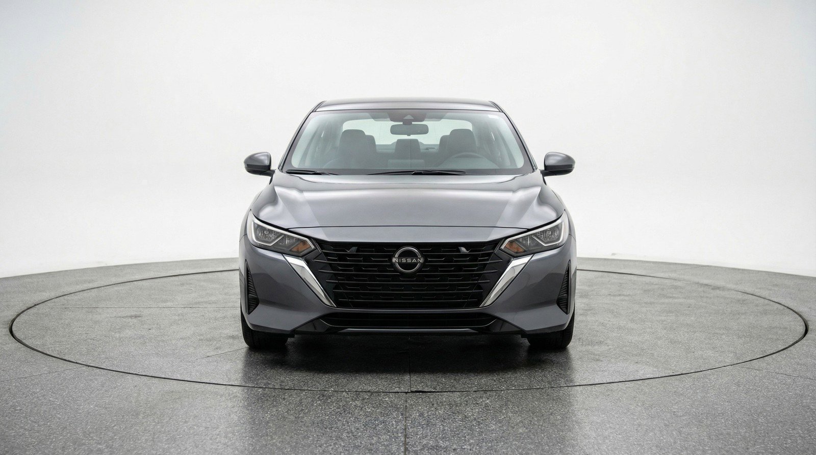 Used 2025 Nissan Sentra SV image 2