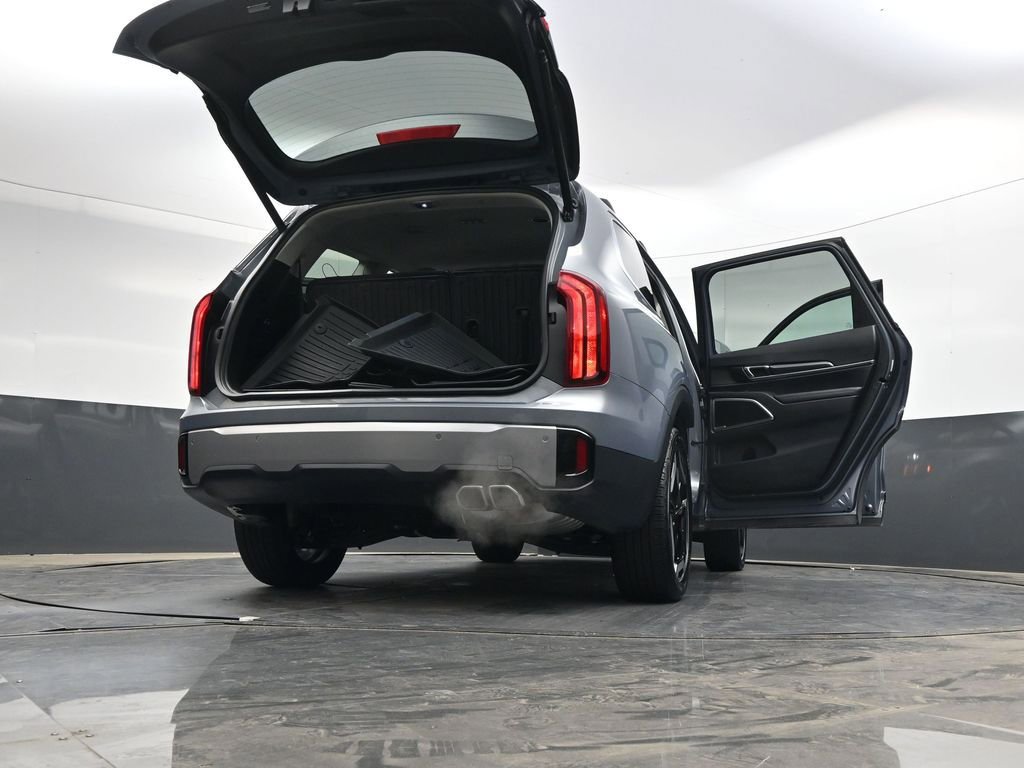 Used 2025 Kia Telluride S FWD image 40
