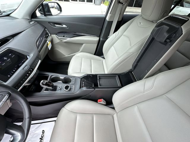Certified 2022 Cadillac XT4 Luxury w/ Driver Awareness Package image 28