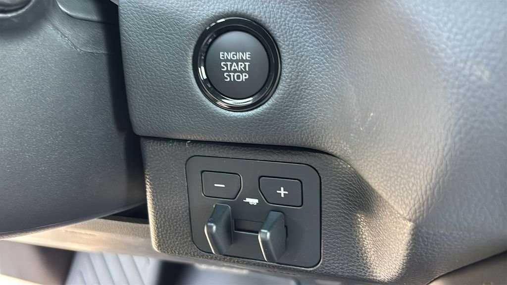 New 2026 Toyota Tundra Limited AWD/4WD image 14