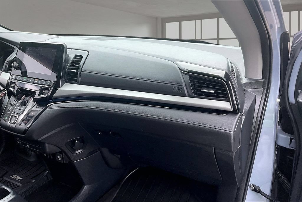 Used 2023 Honda Odyssey Touring image 26