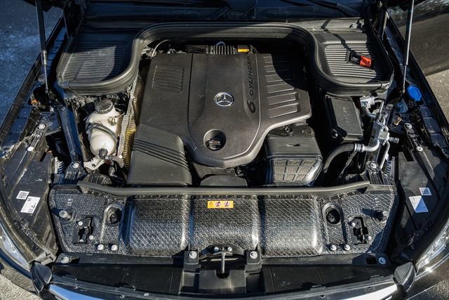 Certified 2025 Mercedes-Benz GLS 450 4MATIC image 20