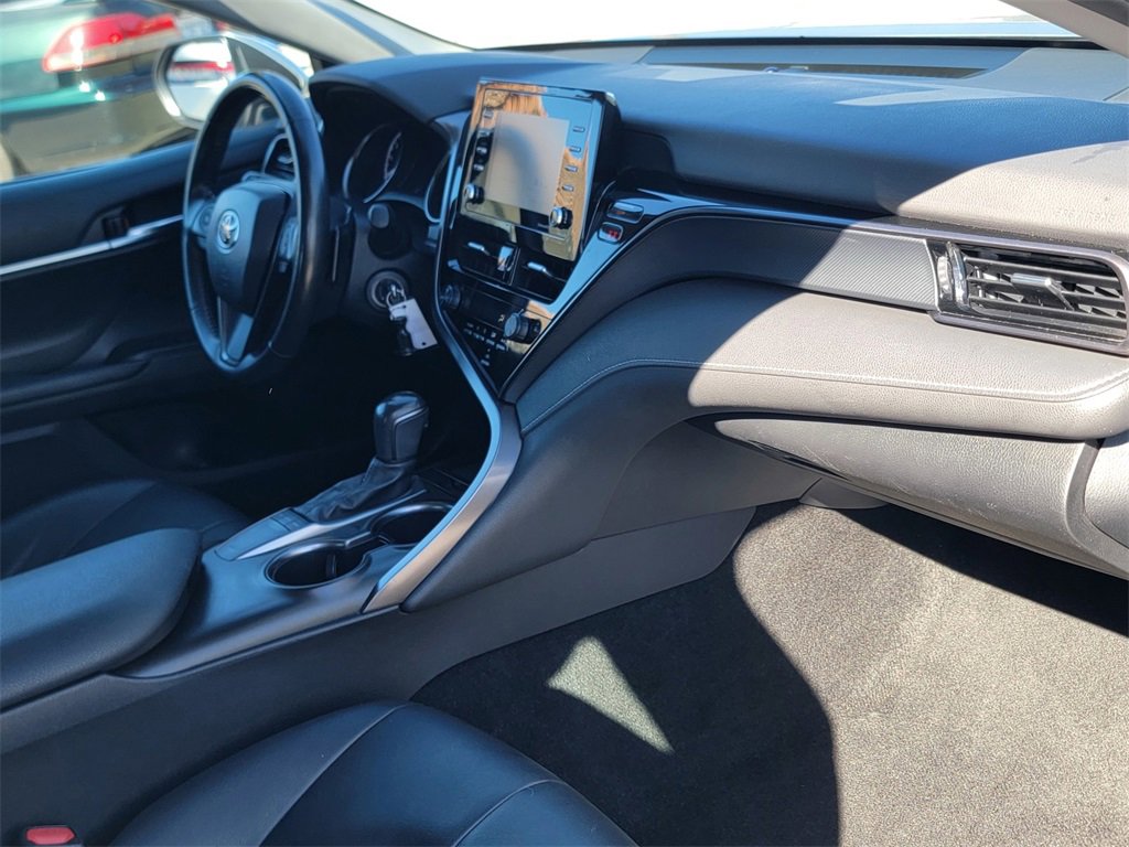 Used 2023 Toyota Camry SE image 21