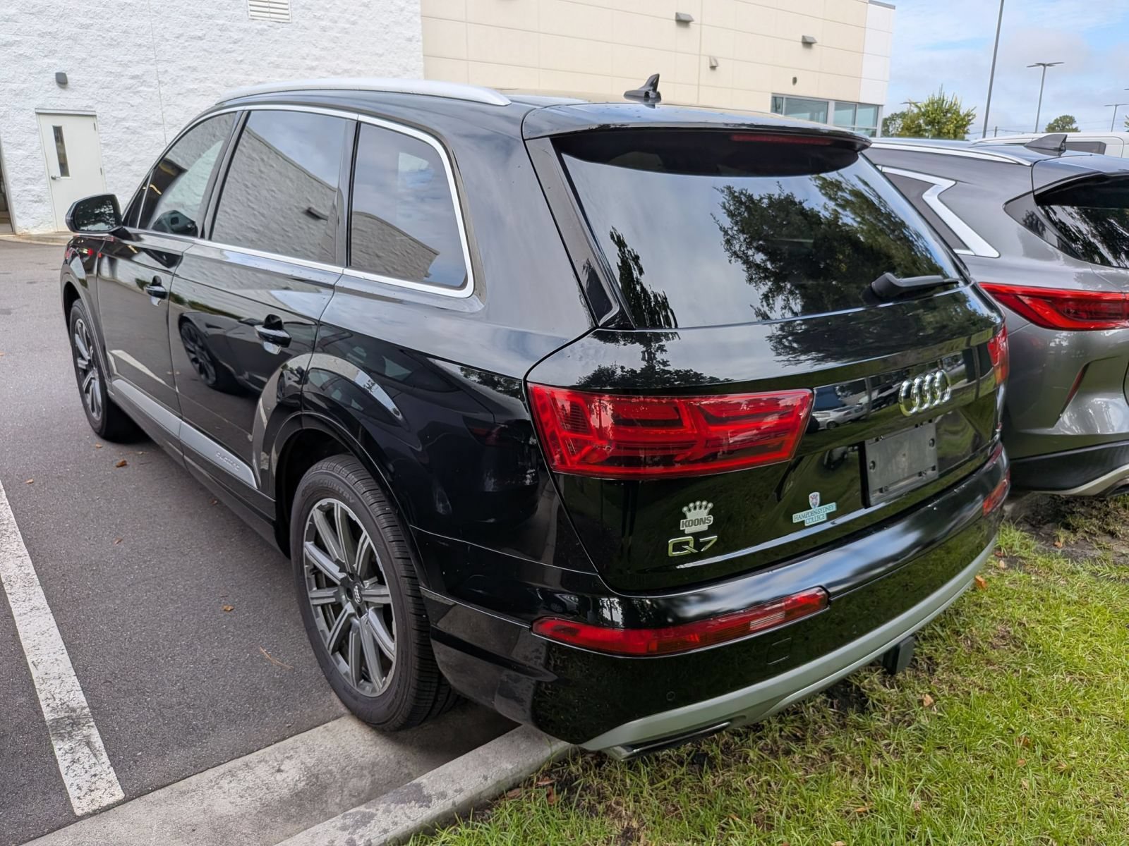 Used 2017 Audi Q7 2.0T Premium Plus w/ Premium Plus Package AWD/4WD image 4