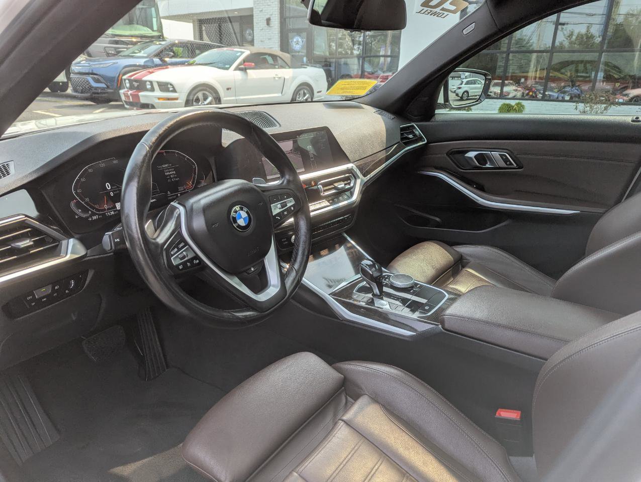 Used 2020 BMW 330i xDrive Sedan w/ Premium Package image 17