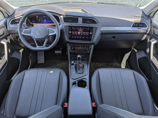 Certified 2023 Volkswagen Tiguan SE image 16
