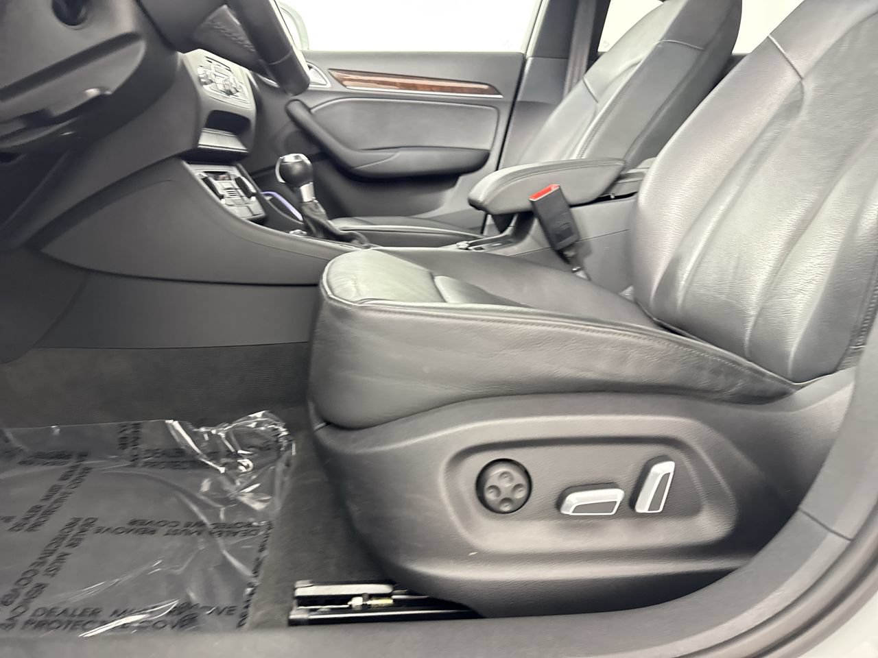 Used 2018 Audi Q3 2.0T Premium Plus AWD/4WD image 27