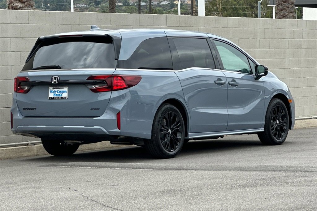 New 2026 Honda Odyssey Sport-L image 4