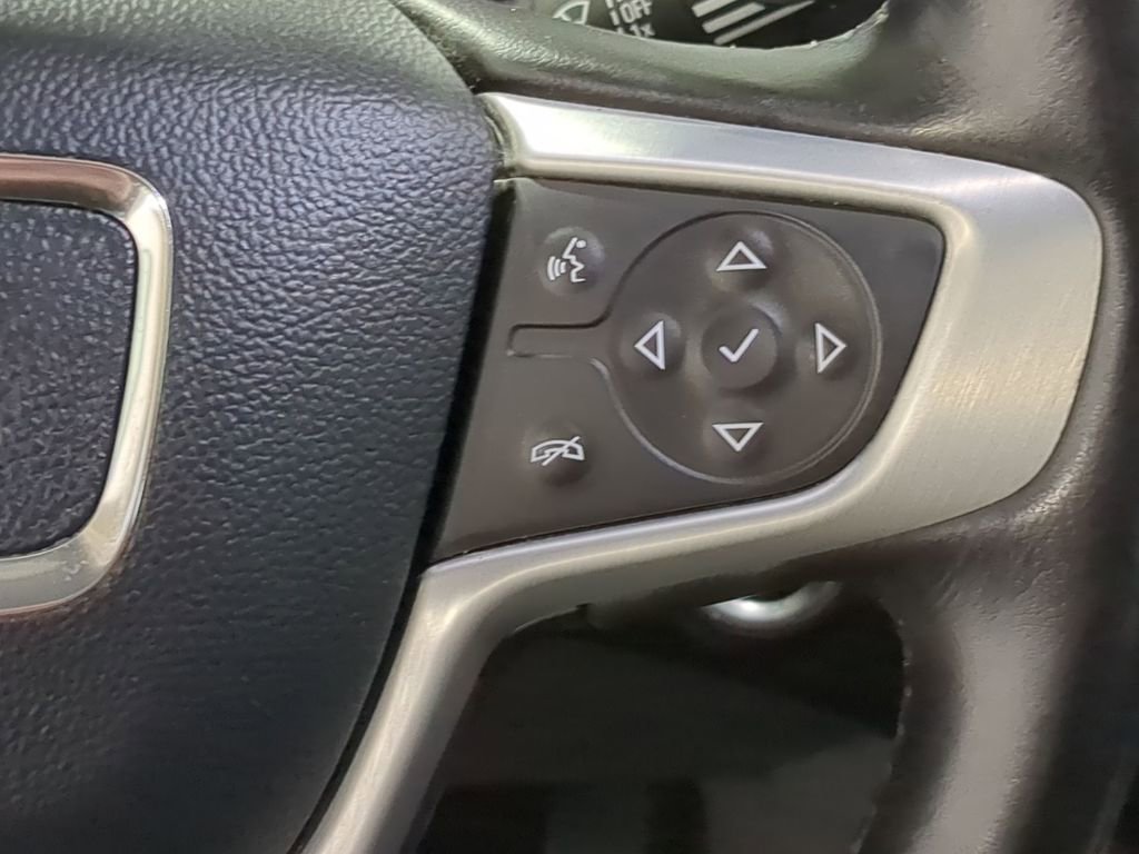 Used 2020 GMC Terrain SLT w/ Preferred Package FWD image 30