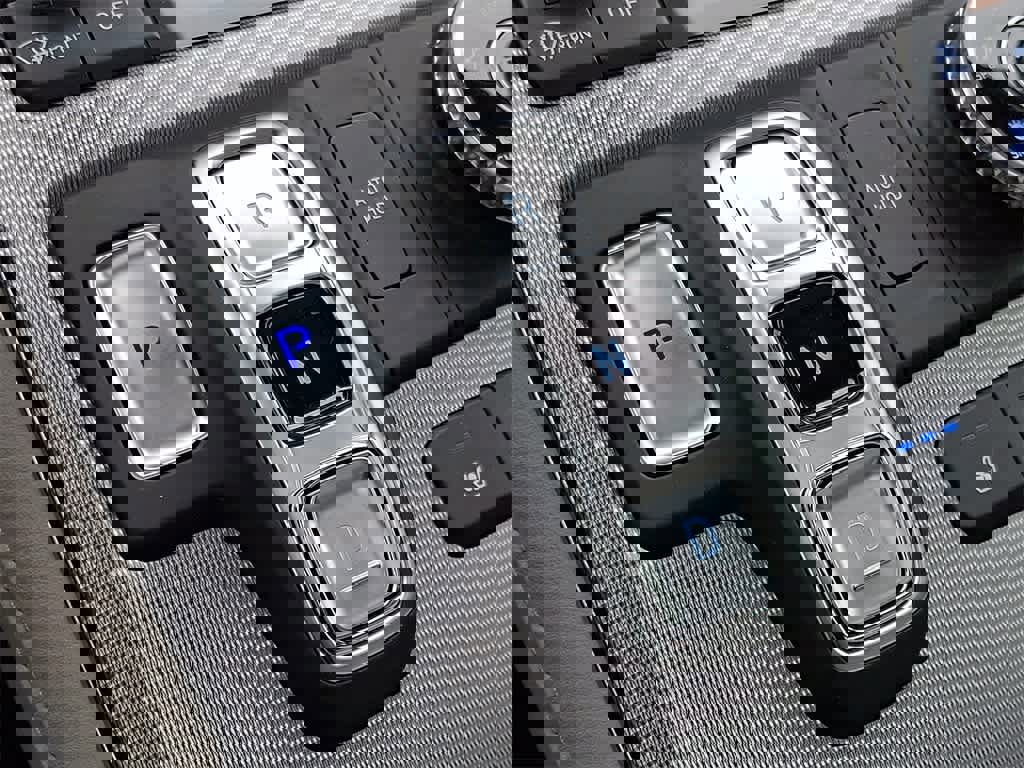 Used 2023 Hyundai Palisade Calligraphy image 15