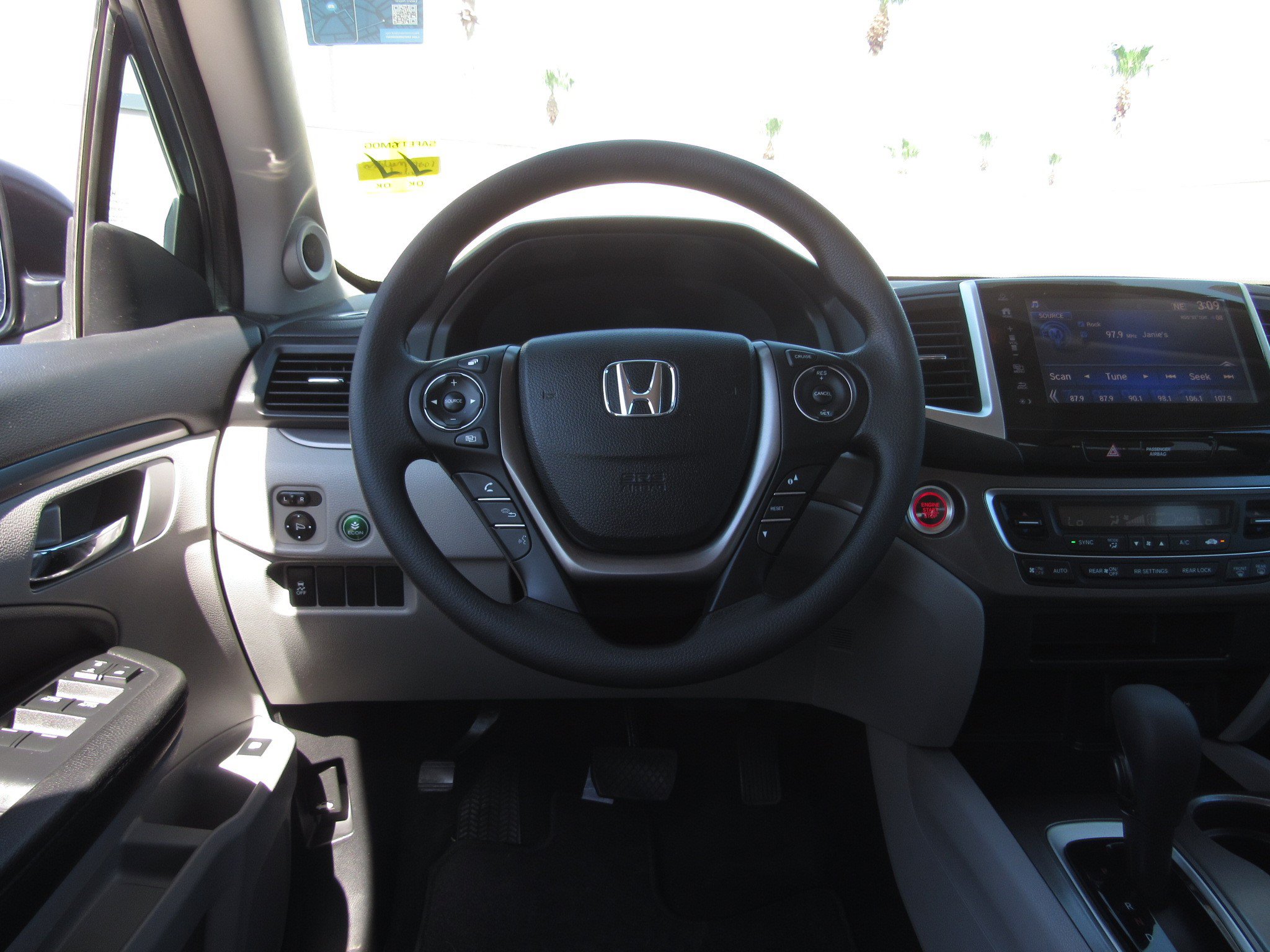 Used 2017 Honda Pilot EX image 22