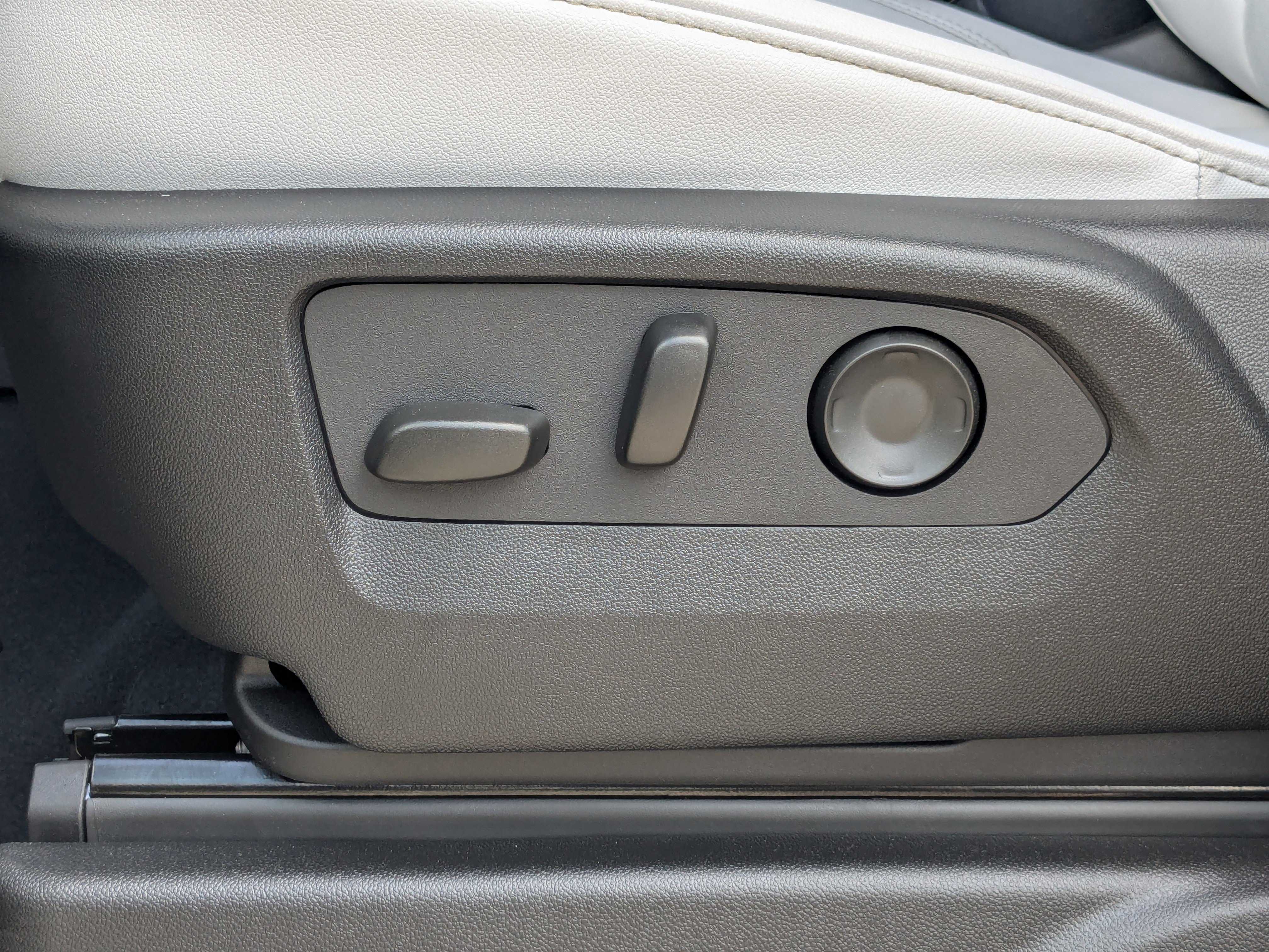 New 2025 Chevrolet Tahoe Premier image 33